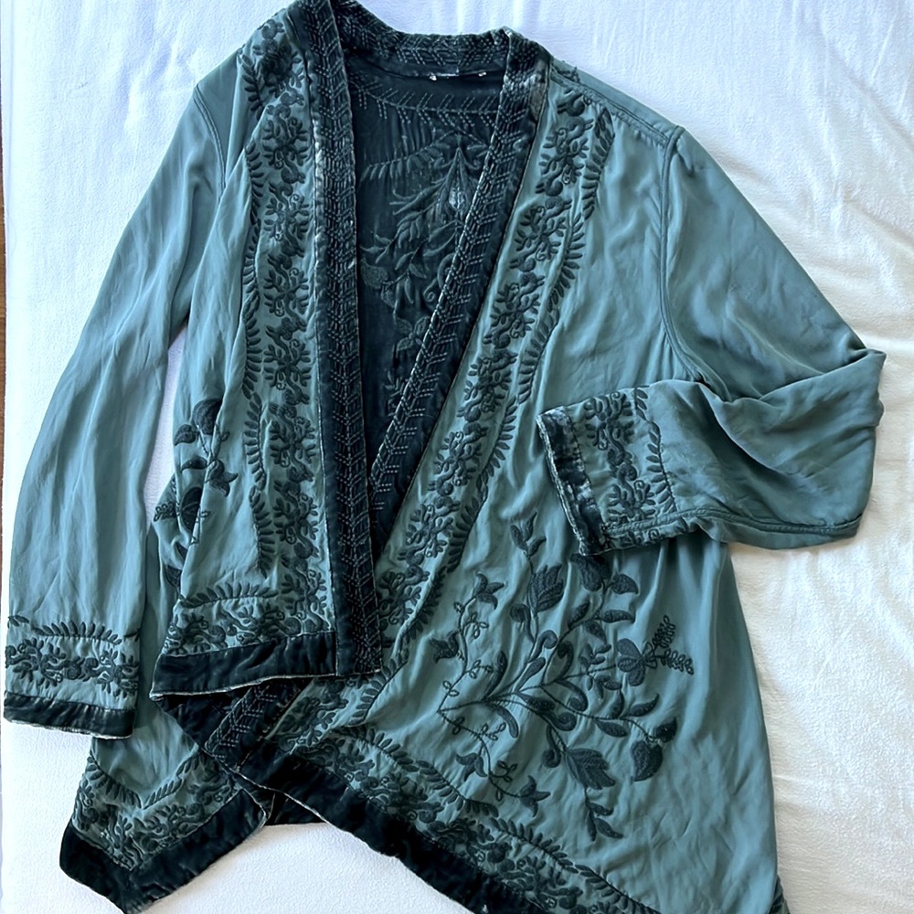 Coldwater Creek crushed silk real velvet reversible embroidered swing wrap